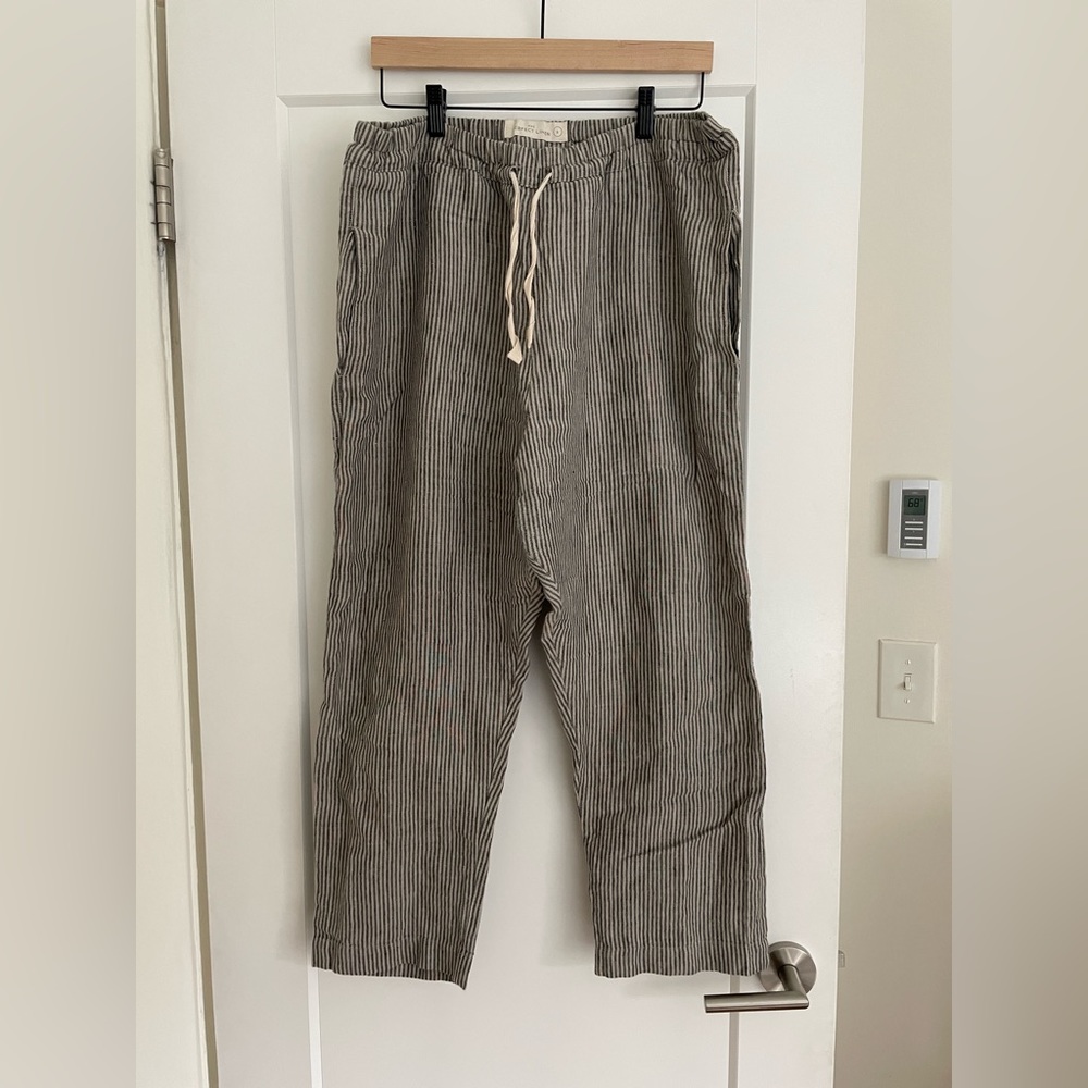 notPERFECTLINEN Cropped Tan and Gray Pants
